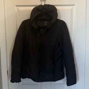 Uniqlo lightweight puffer jacket